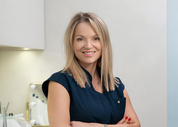 dr Joanna Madej